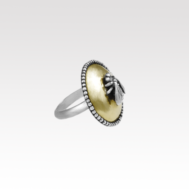 Pillow Bee Ring