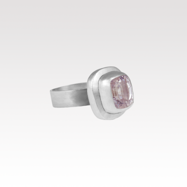 Kunzite Boxy Ring